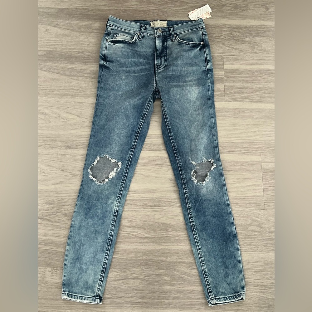 NWT Free People Distressed Skinny Jeans Turquoise Wash Size 27 Mid Rise Stretch
